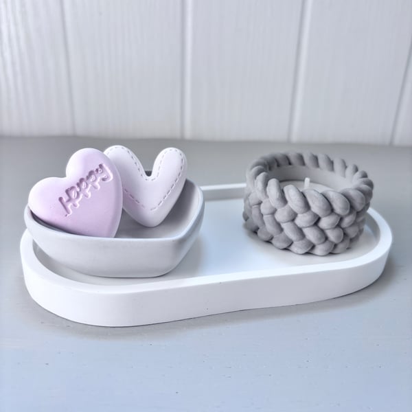 Oval Tray Gift Set with Heart Dish, Diffuser Pebbles & Tea Light Holder