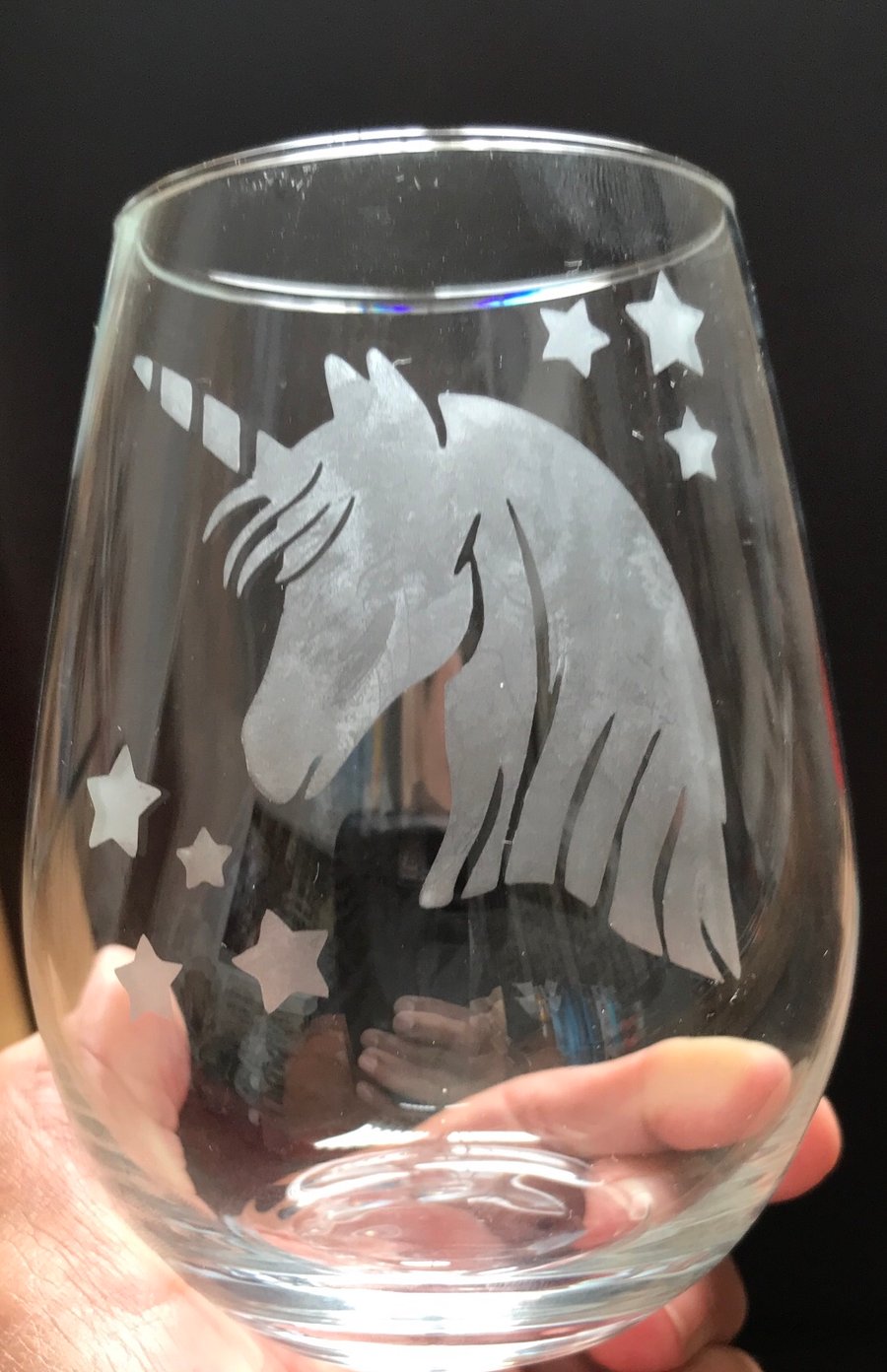 Hand Etched Wine Glass Unicorn Stars