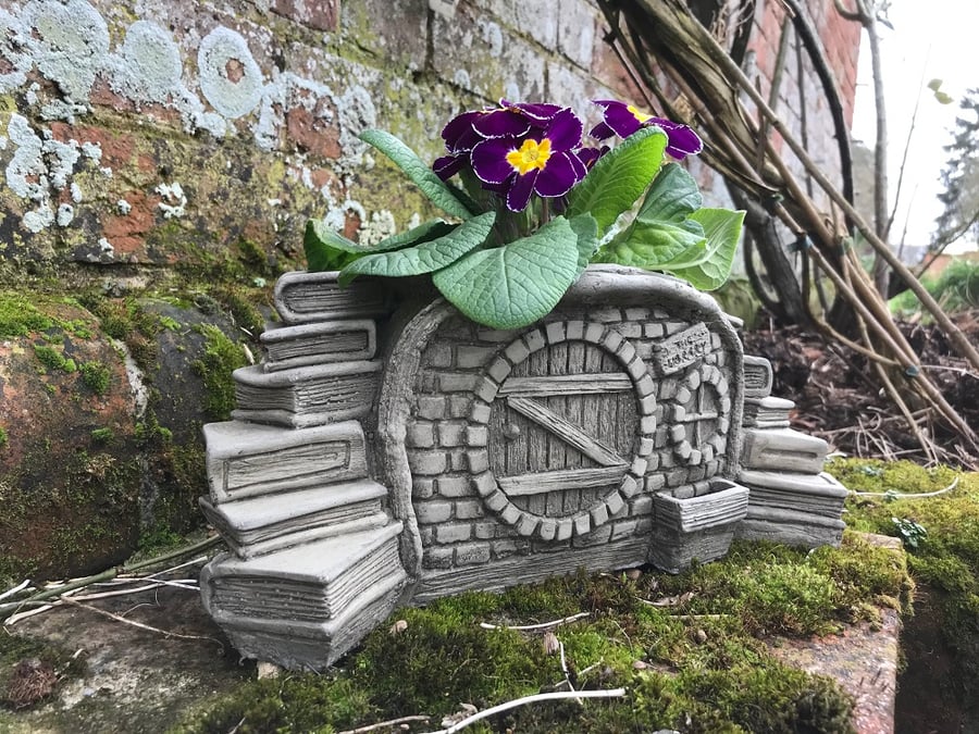 Library Planter Stone Garden Ornament