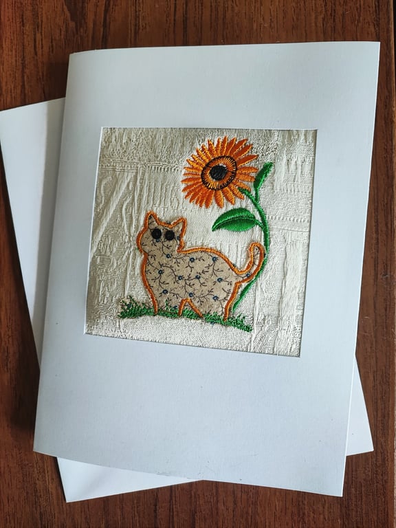 Card with Embroideryof Cat & Sunflower