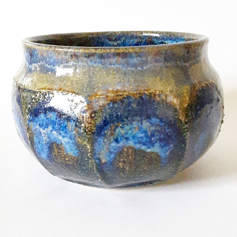 Ceramic bowl