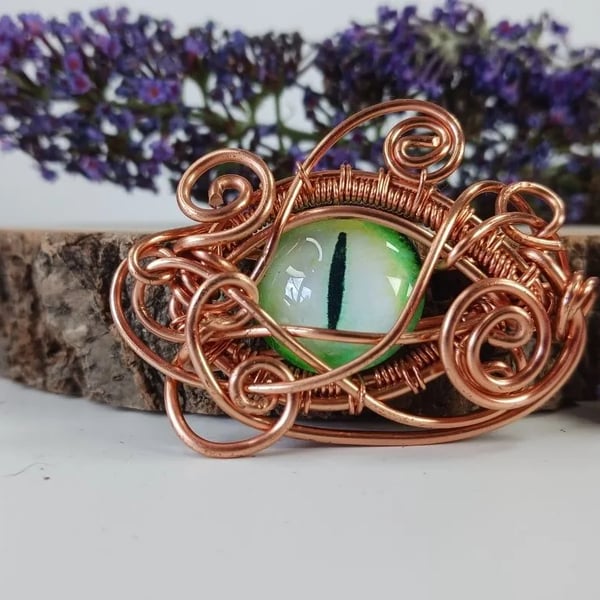 Copper Wire Work Dragon Eye Pendant