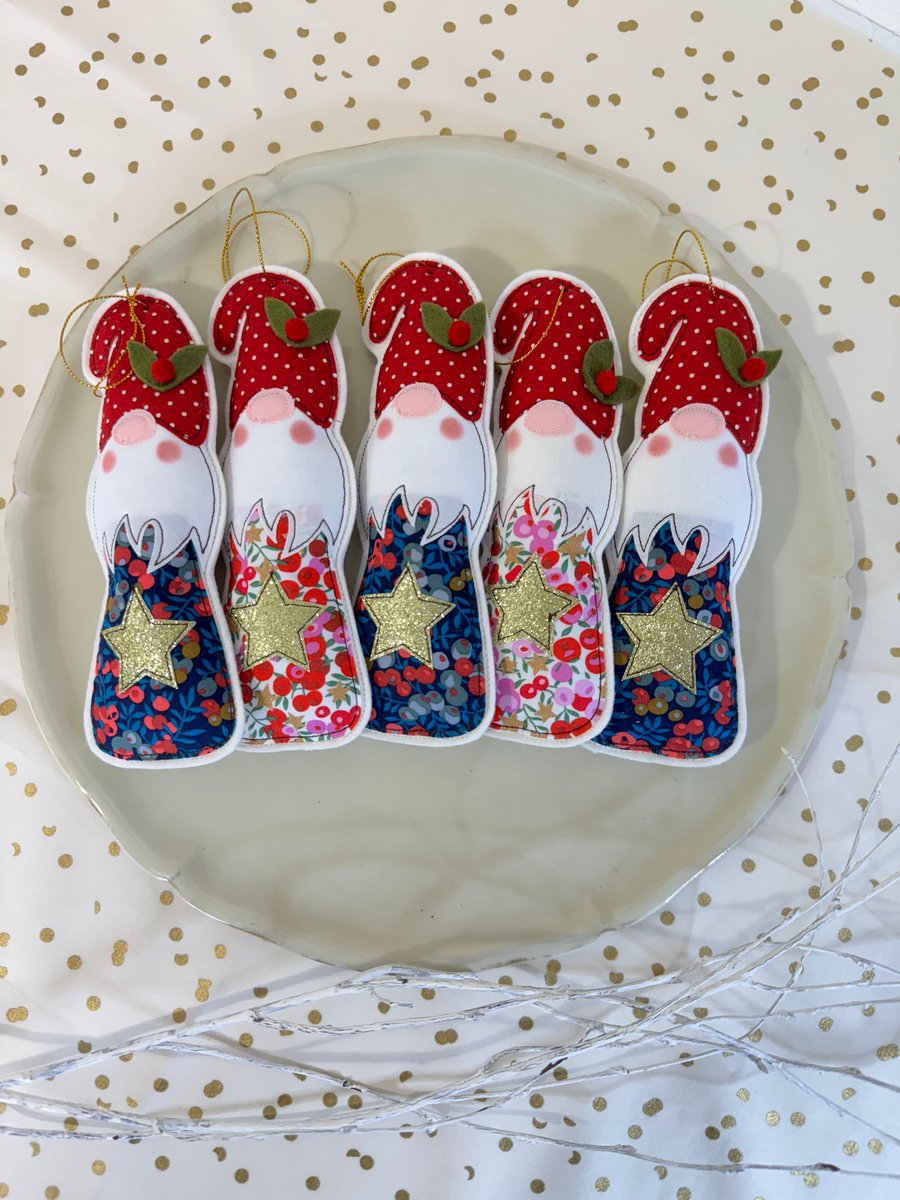 Lavender Filled Embroidered Gonk Decoration