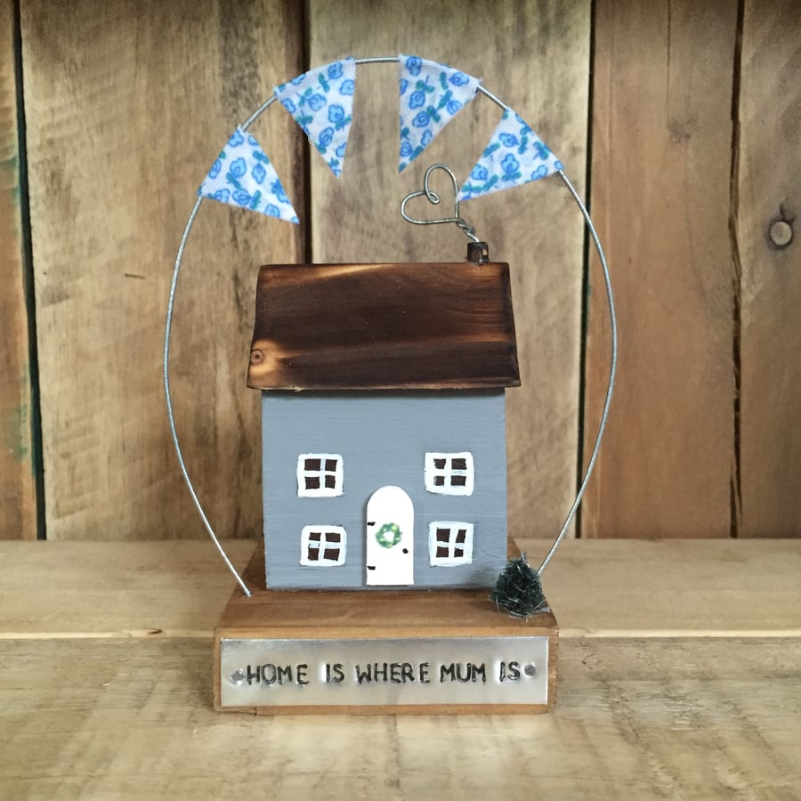 Mini Cottage with bunting Mother's Day Gift