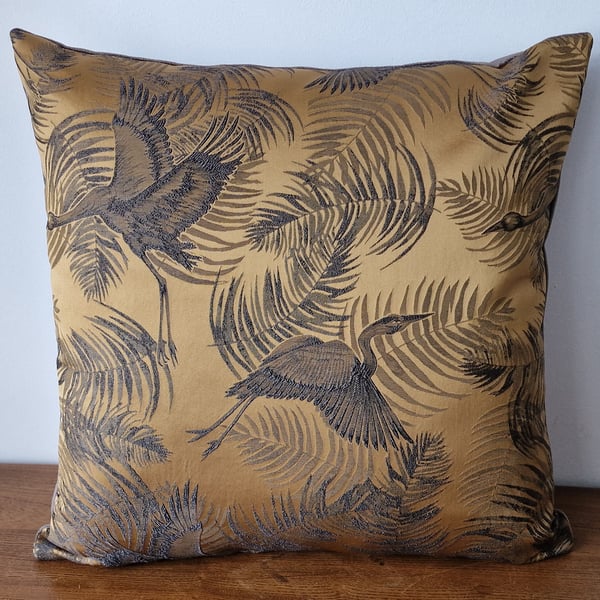 Handmade Flying Cranes 'Kotori' gilt cushion cover