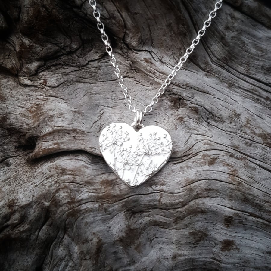 Angelica Hearts Necklace medium