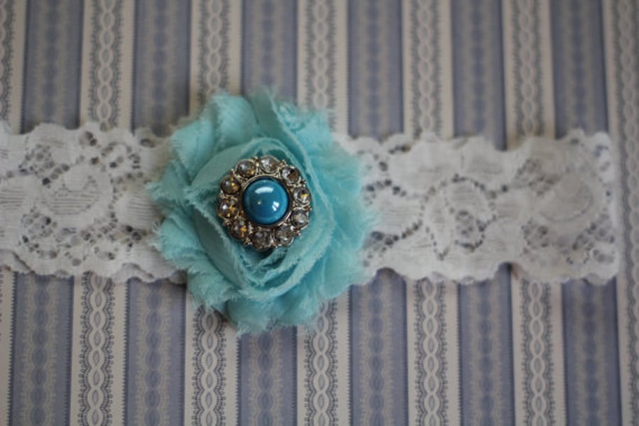 ELEANOR: Robin Egg Wedding Garter. White Lace Garter. Shabby Chic Flower Garter.