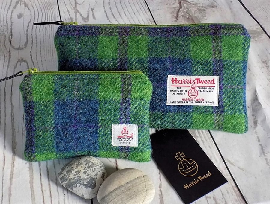 Harris Tweed gift set. Clutch and coin purse in pea green tartan