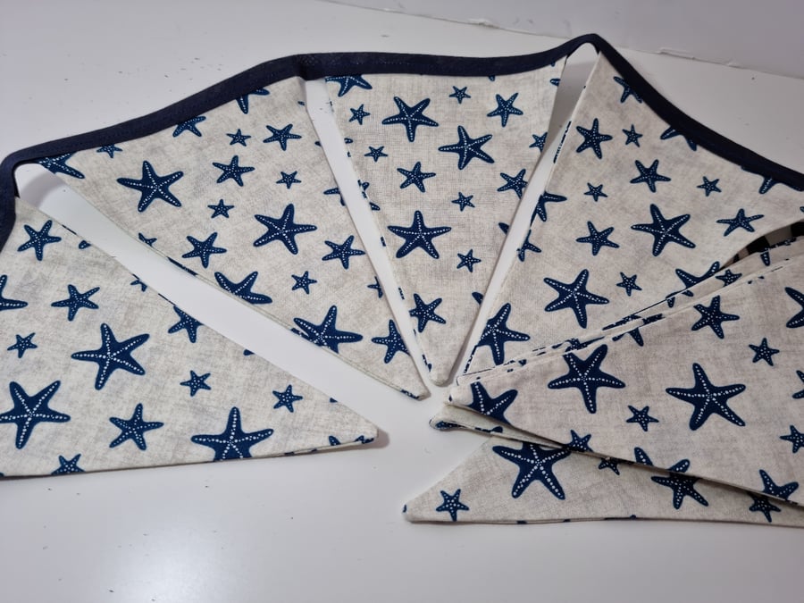 Navy and cream starfish bunting 