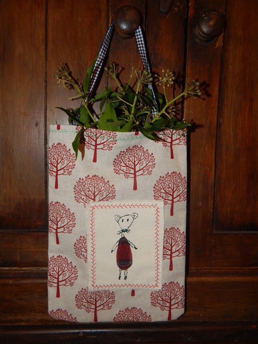 Muriel Mouse Screen Printed Fabric bag -Beige and red tree patterned 19x28cm