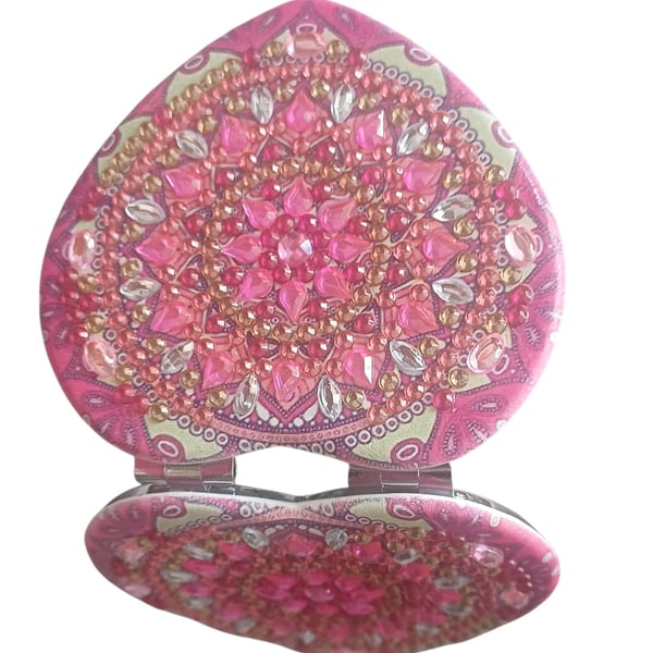 Diamond art pocket mirror