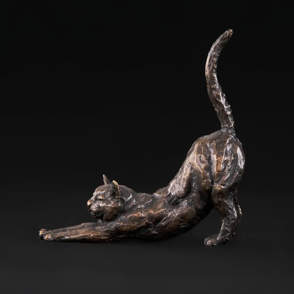 Foundry Bronze Stretching Cat Animal Statue Small Bronze Metal Sculpture