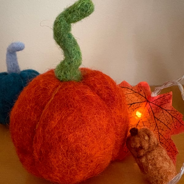 Needle Felted Pumpkin, Halloween Pumpkin, Autumnal Decorations, Fall