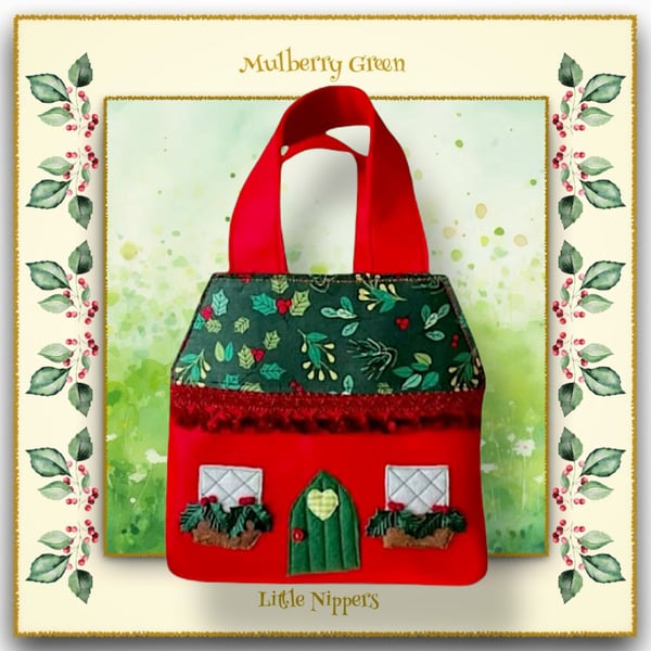 Holly Cottage - A Little Nipper Mouse House in a Bag