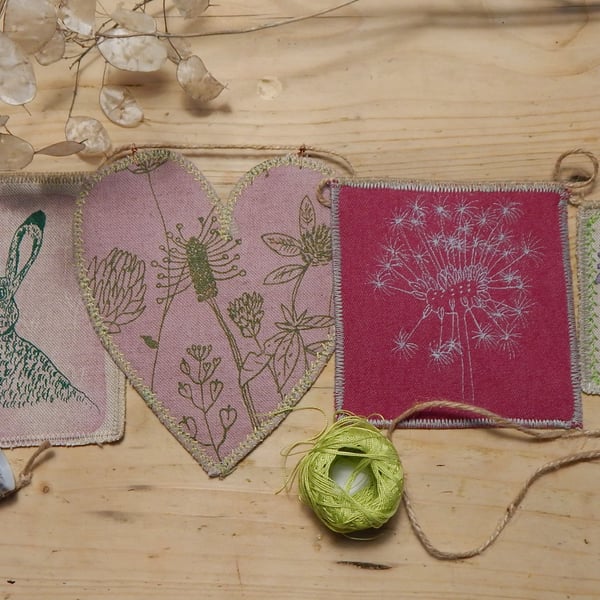 Hare, dragonfly and wild flowers  - 95 cm - Bunting Wall hanging