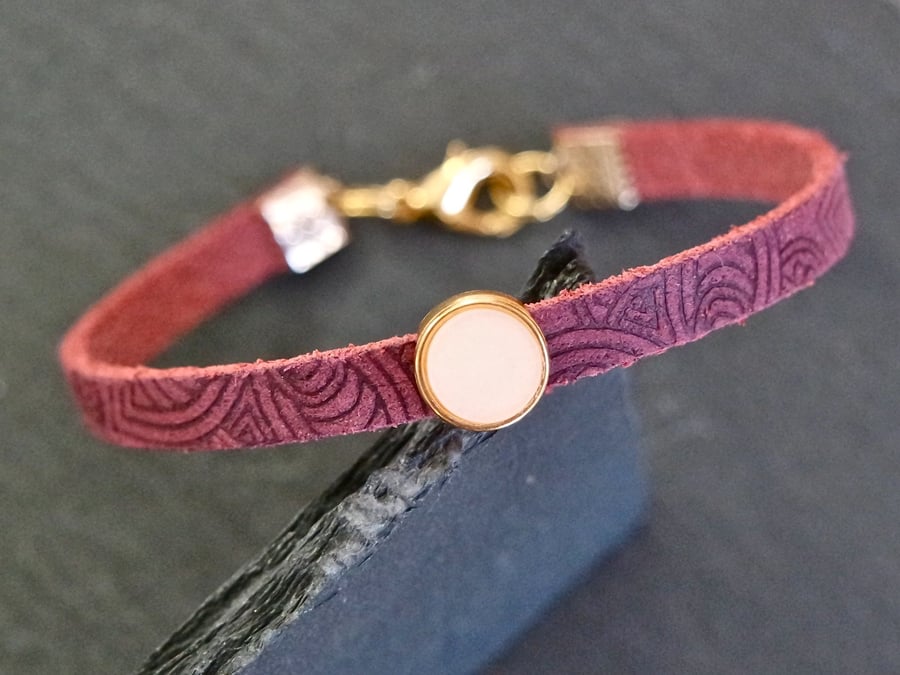 Leather bracelet - Mandala grape burgundy vanilla cream gold plated