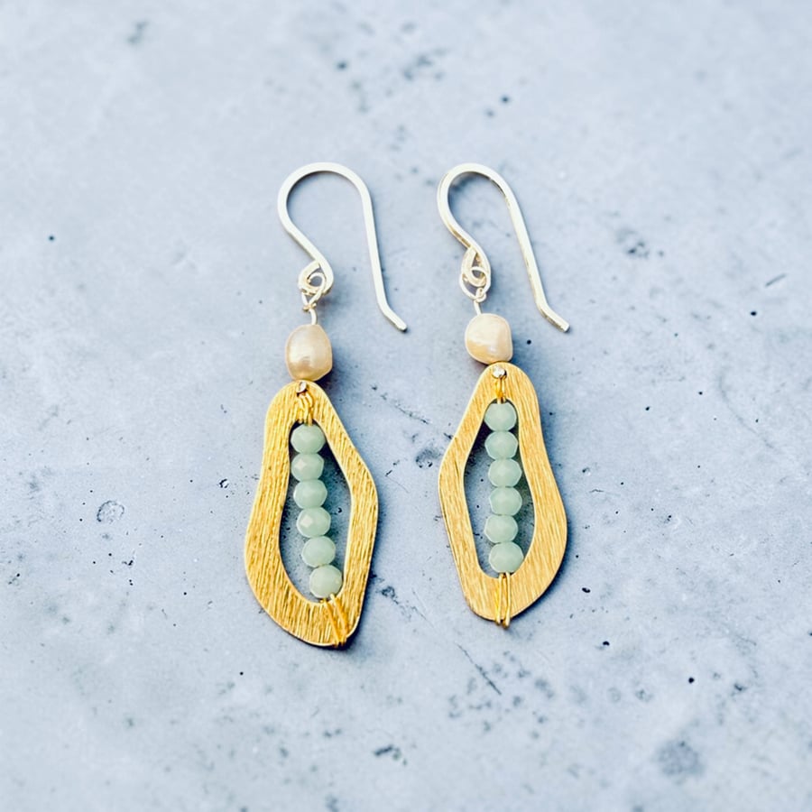 Sterling Silver & Freshwater Pearl Crystals Earrings