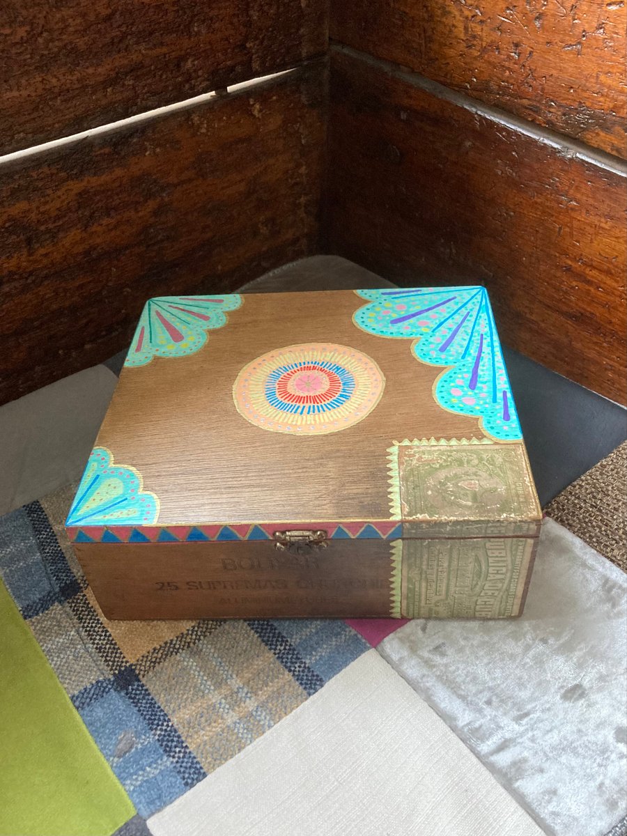 ‘Doodle’ Bolivar Cigar Painted Box for Jewellery or Stationary