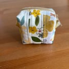 Quilt Patchwork coins purse in yellows
