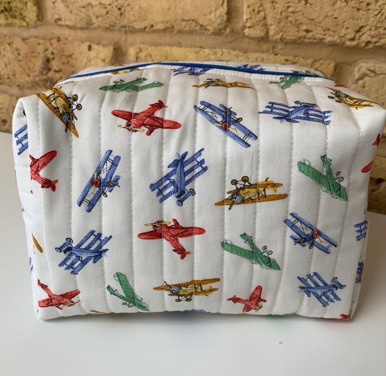 Vintage Planes Quilted Fabric Wash Bag