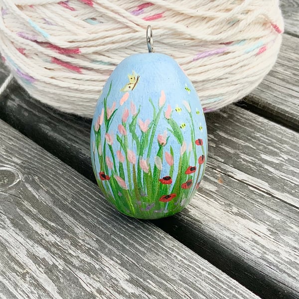 Hanging Decoration. Painted Wooden Egg. Baubles. Tree Decoration. Flowers.