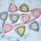 Crochet Daisy Bunting – Spring Nursery Garland in Pink, Silver and Mushy Peas 