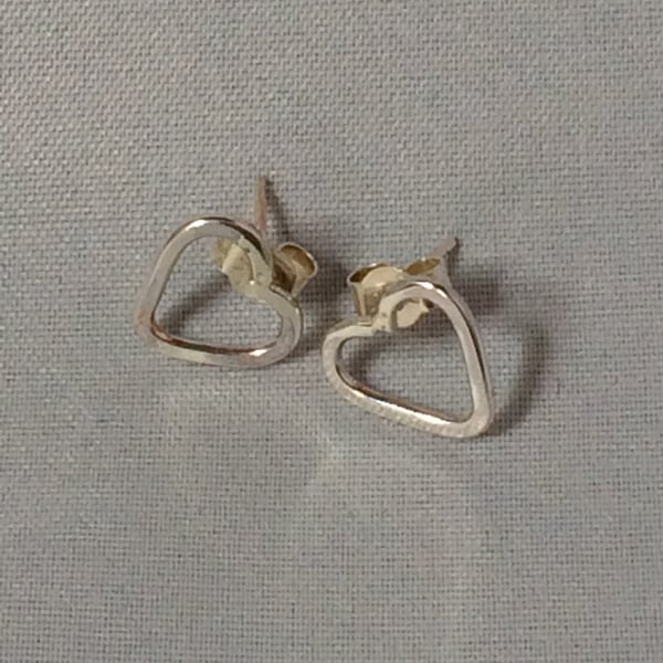 Small heart studs