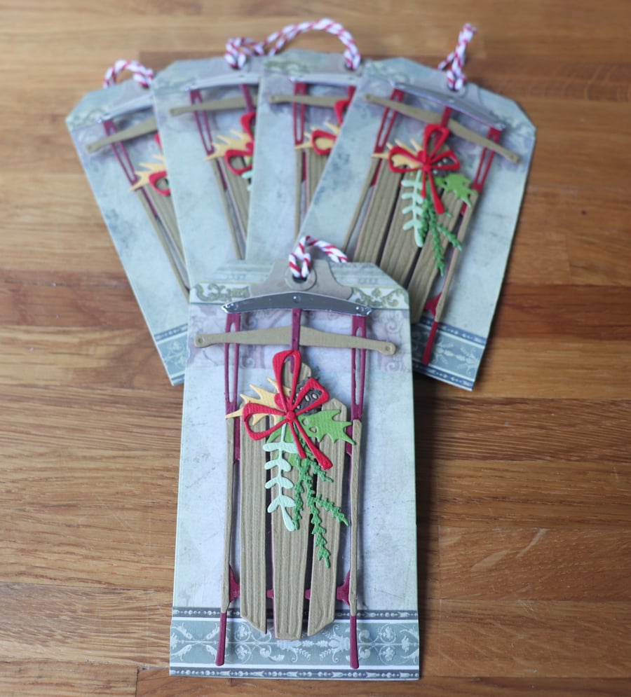Vintage Sleigh Christmas Gift Tags.