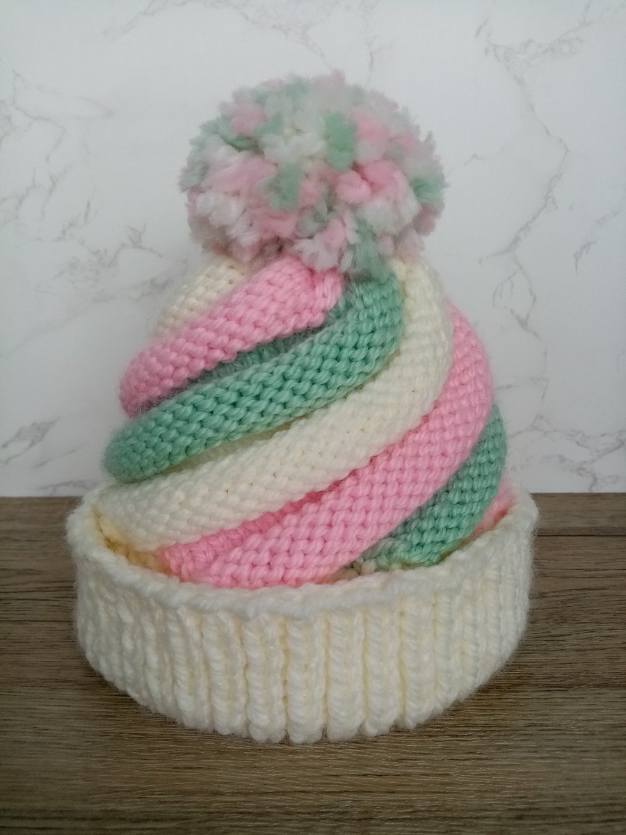 Cupcake swirl hat - bobble hat for kids
