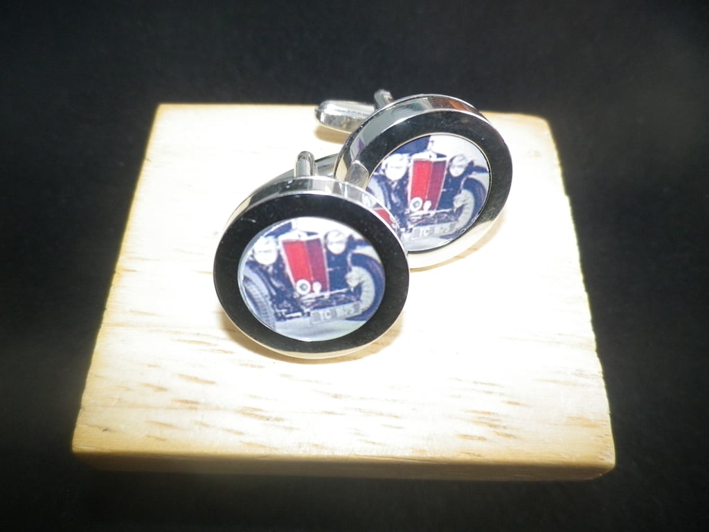 1947 MGTC cufflinks, free shipping, gift wrapped, iconic image,  Ref 1234