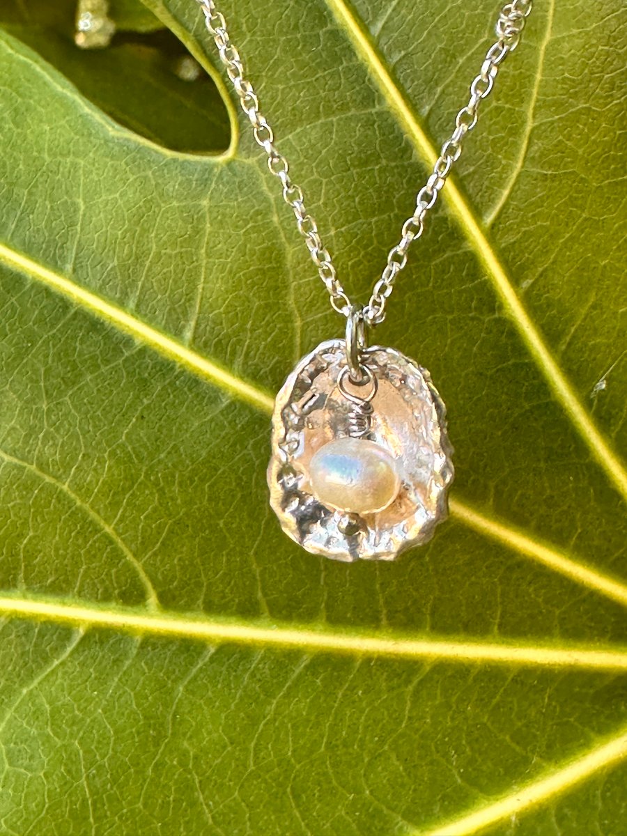  Ocean Soul – Hallmarked Fine Silver Limpet Shell & Pearl Pendant