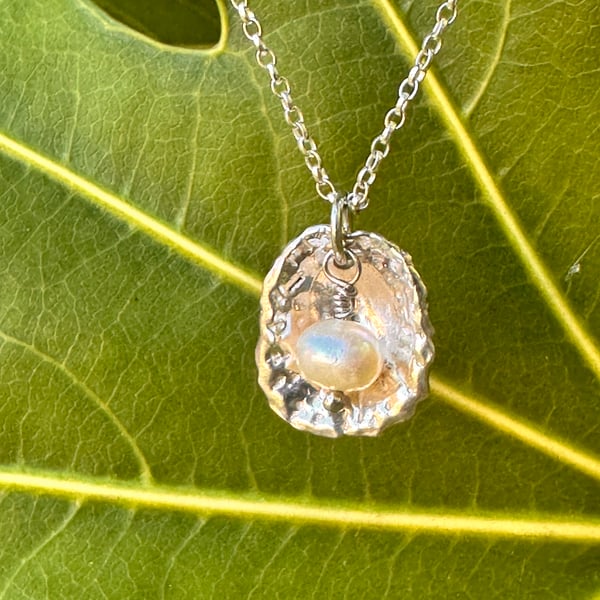  Ocean Soul – Hallmarked Fine Silver Limpet Shell & Pearl Pendant