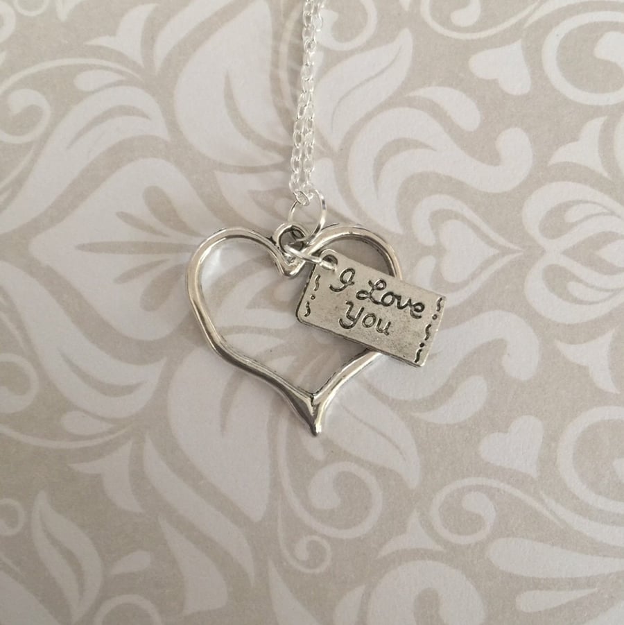 Love heart and note necklace