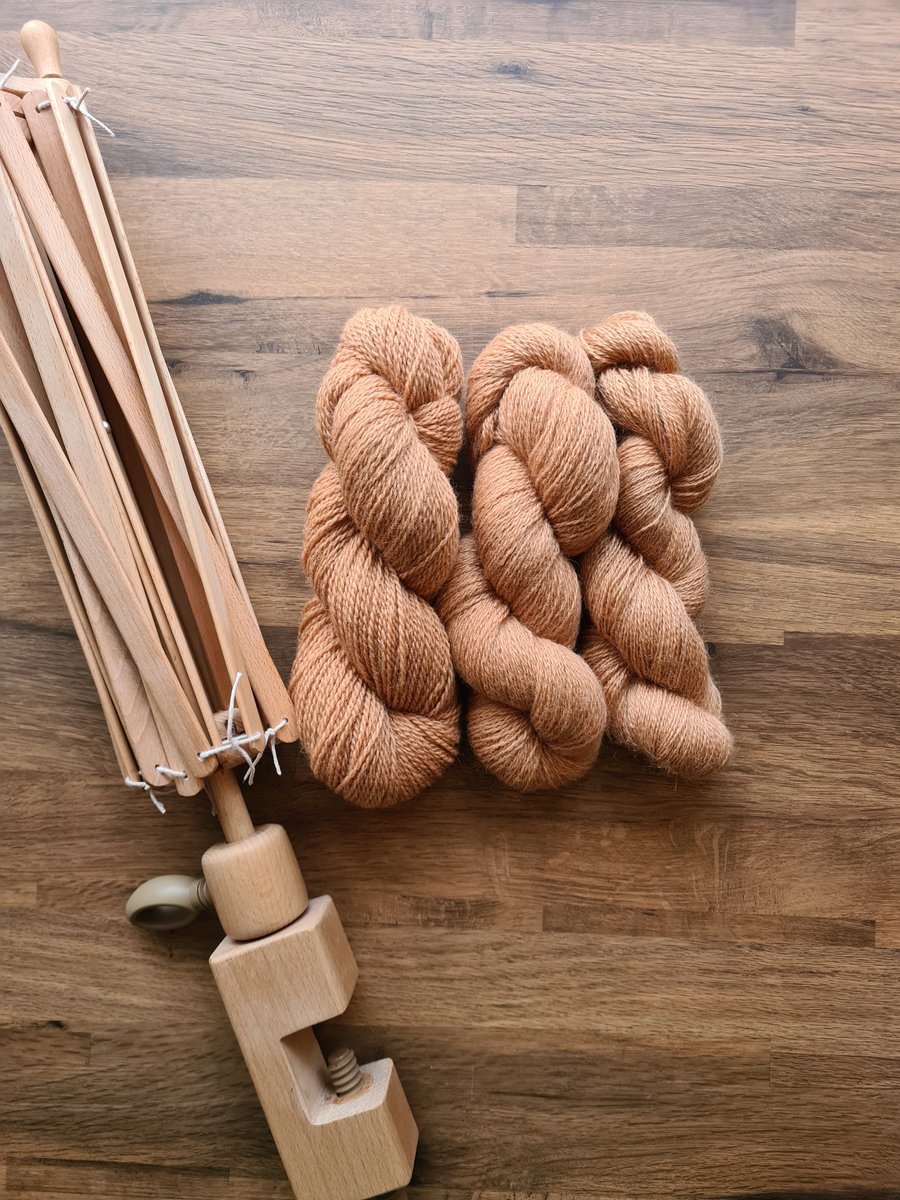 Naturally plant dyed non-superwash British BFL & Masham 4ply wool yarn 100g