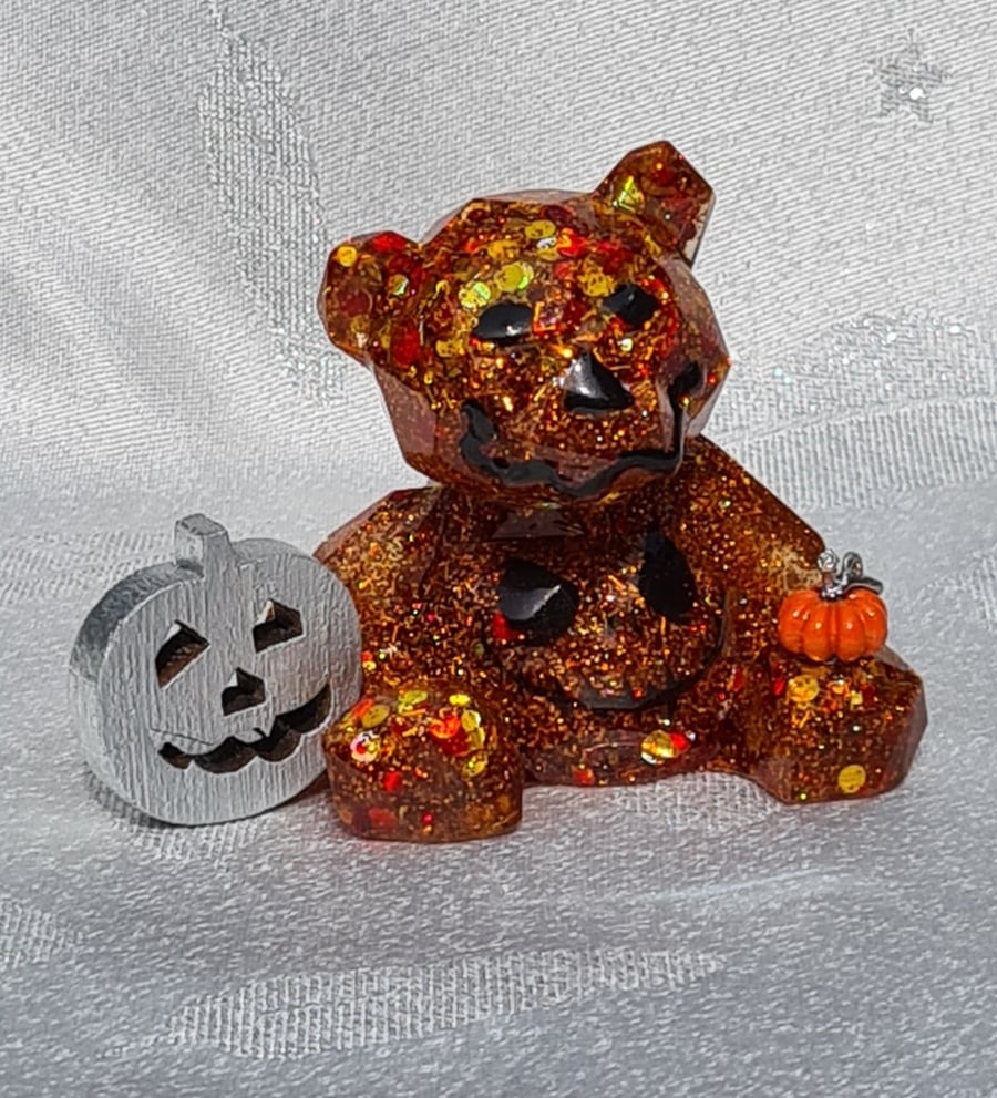 Resin Art Halloween Bear - Pumpkin Patch 