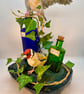 Papier maché goldfinch sculpture  - Image 10