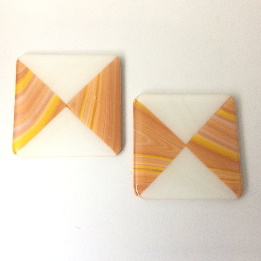 Terracotta and white coasters  (0484)