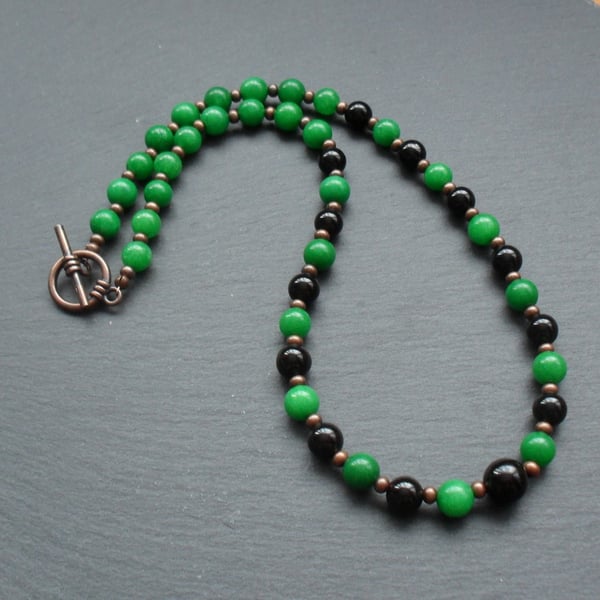 Green Quartzite And Black Agate Antique Copper Tone Necklace Vintage