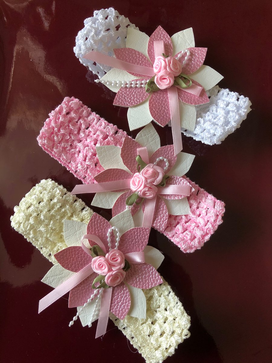 Crochet flower baby band