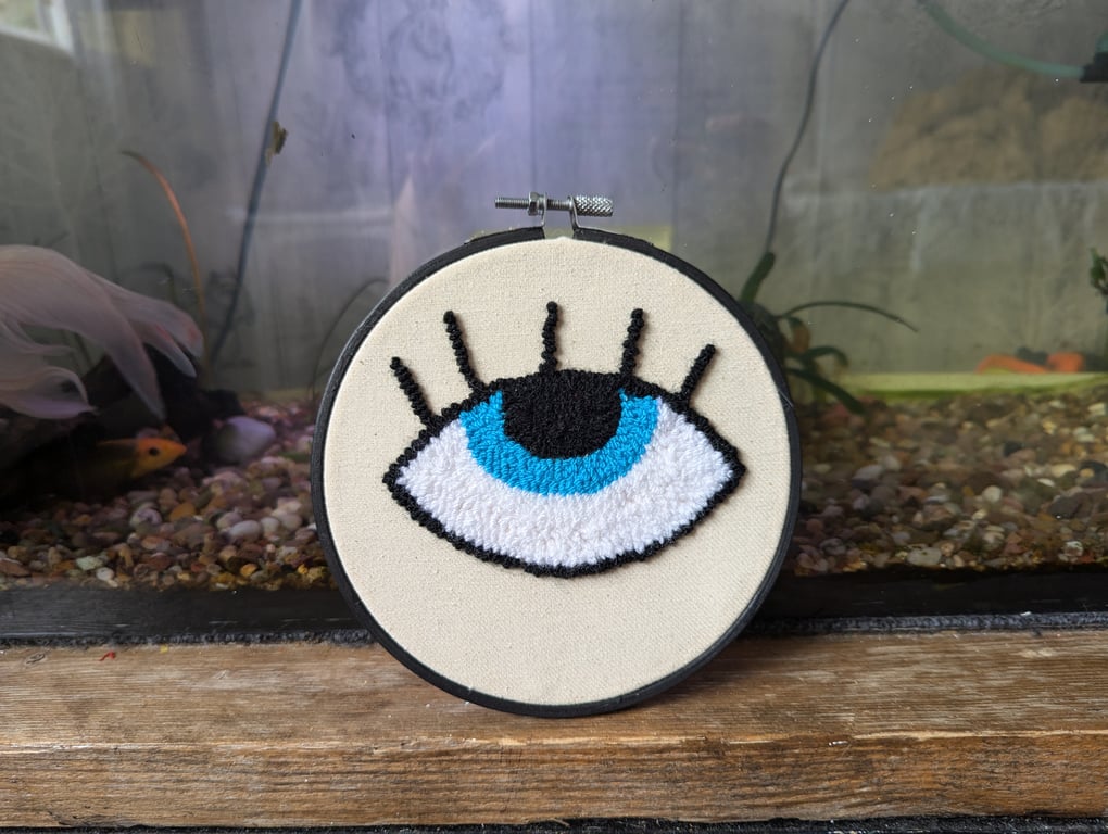 Blue Eye wall hanging 