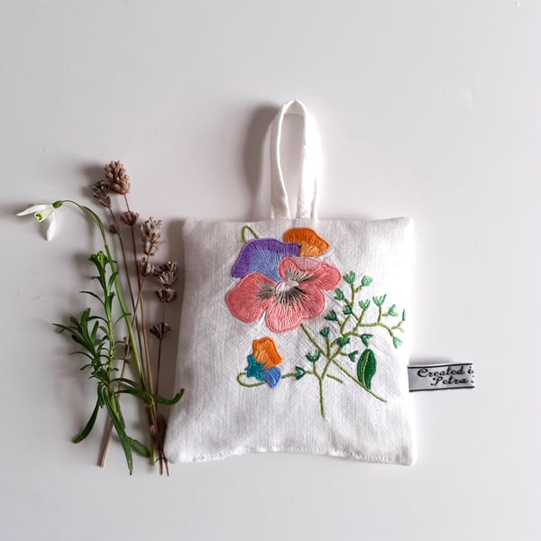 Lavender bag upcycled in vintage embroidered pansies linen 