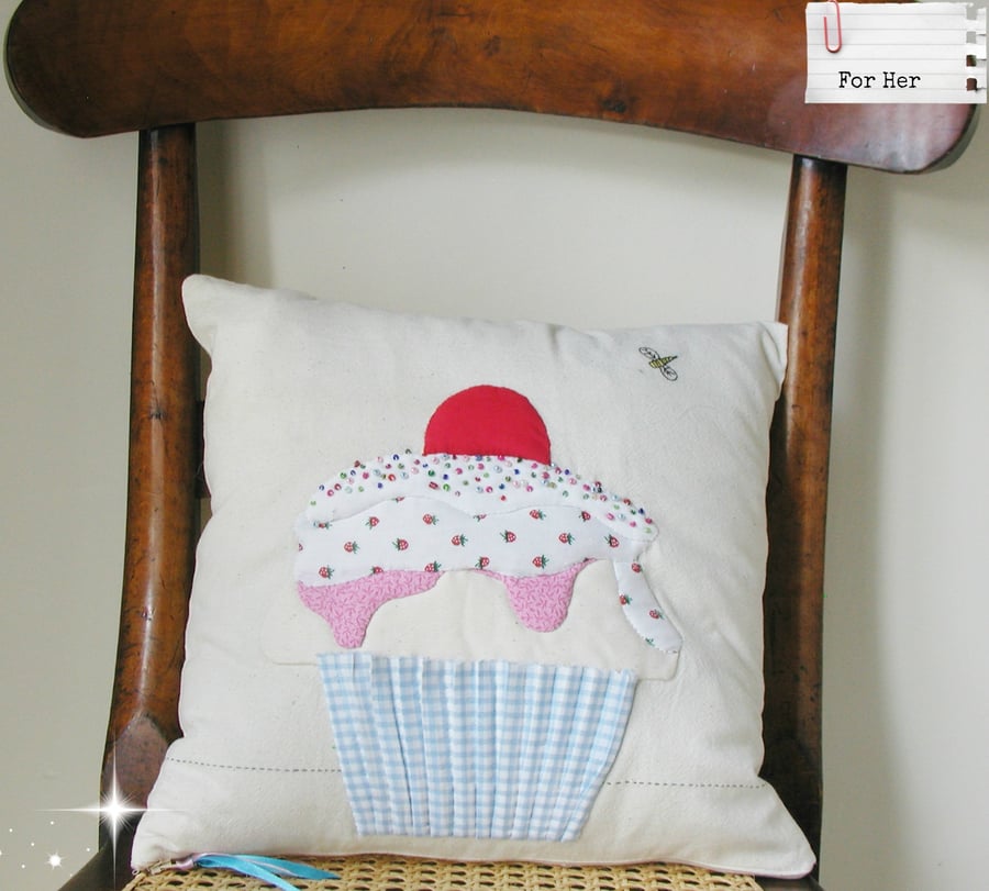 Cupcake Cushion