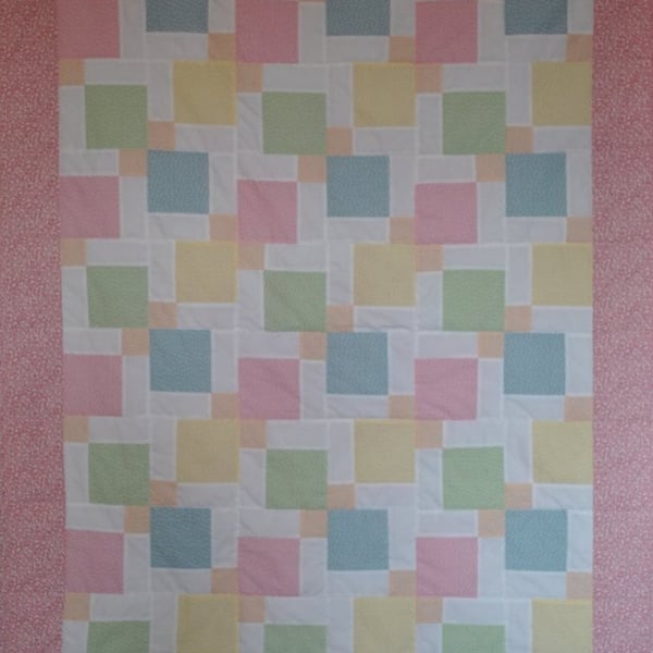 Scrap throw quilt