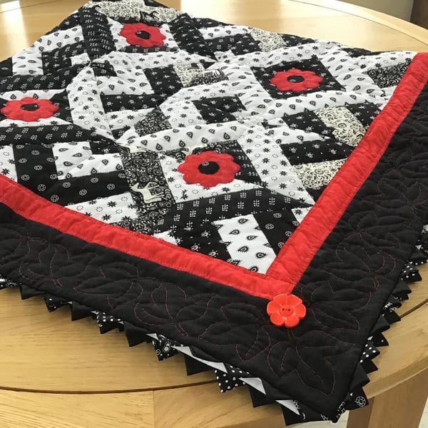 patchwork Poppy Monochrome Quilt