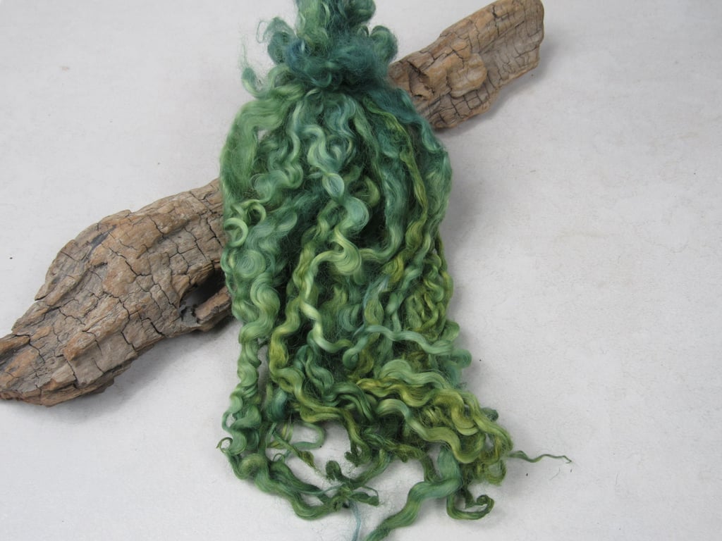 20g Naturally Dyed Dark Green Masham Locks