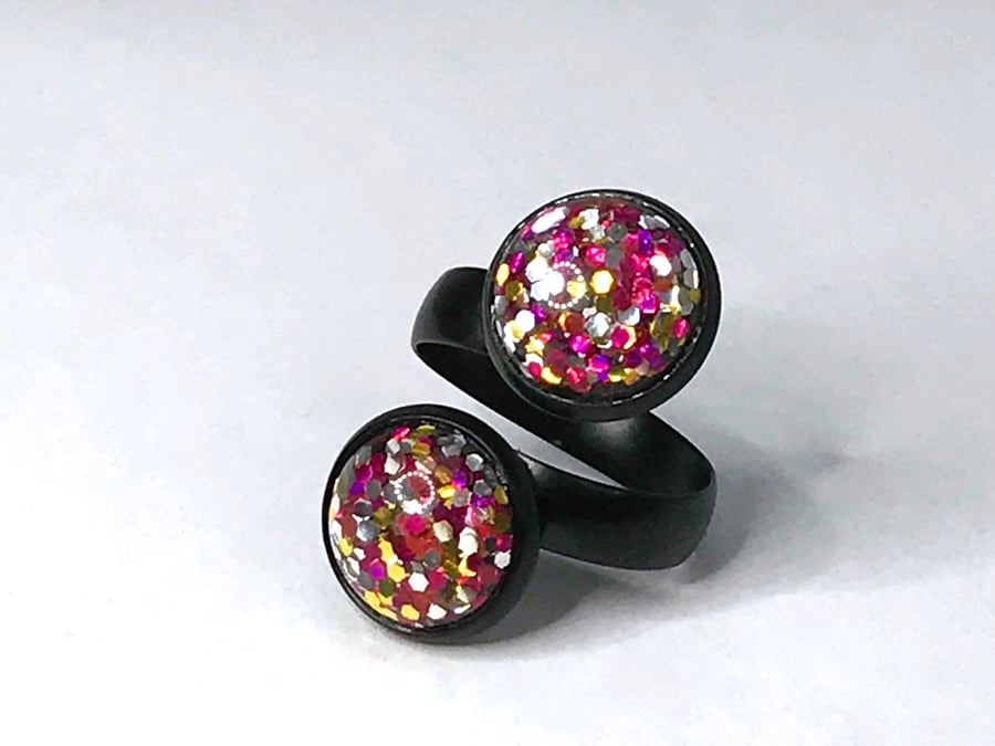 PINK RAINBOW RING glitter resin black double cabochon