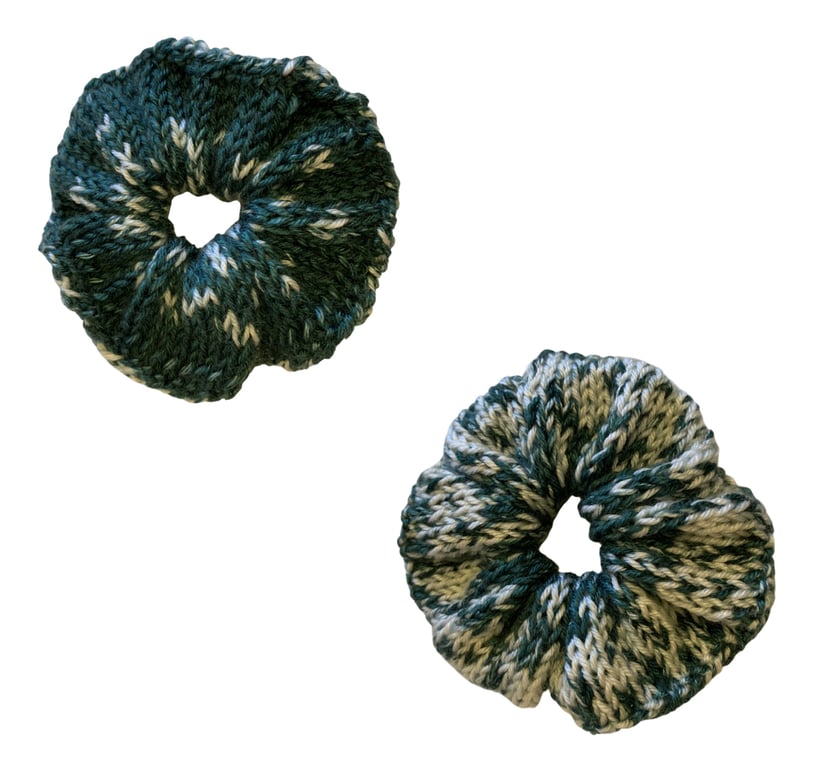 Hand Knitted Hair Scrunchie Bun Topper Ring Double Sided pattern Green White 
