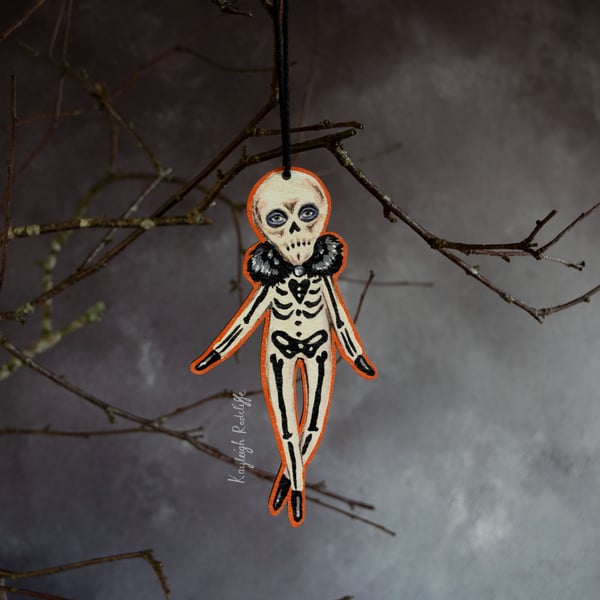 Halloween skeleton hanging decoration, made from wood