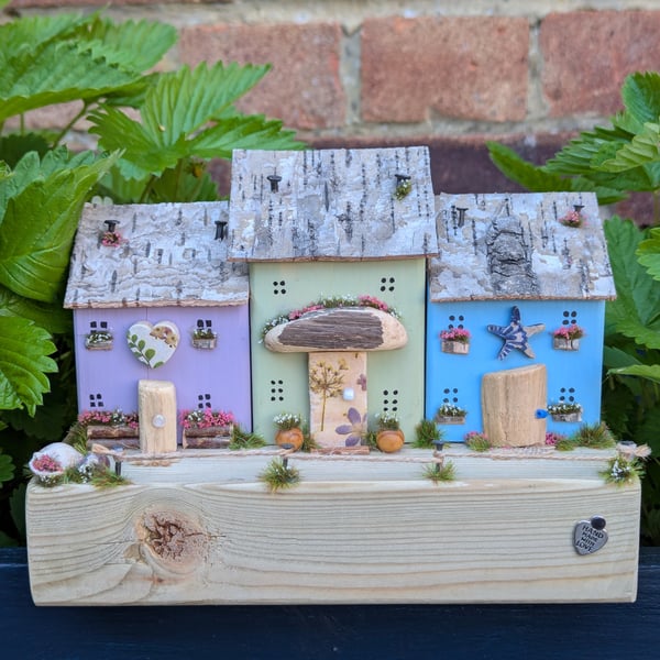 Cottage Row - Handmade Wooden Cottage Home Decor