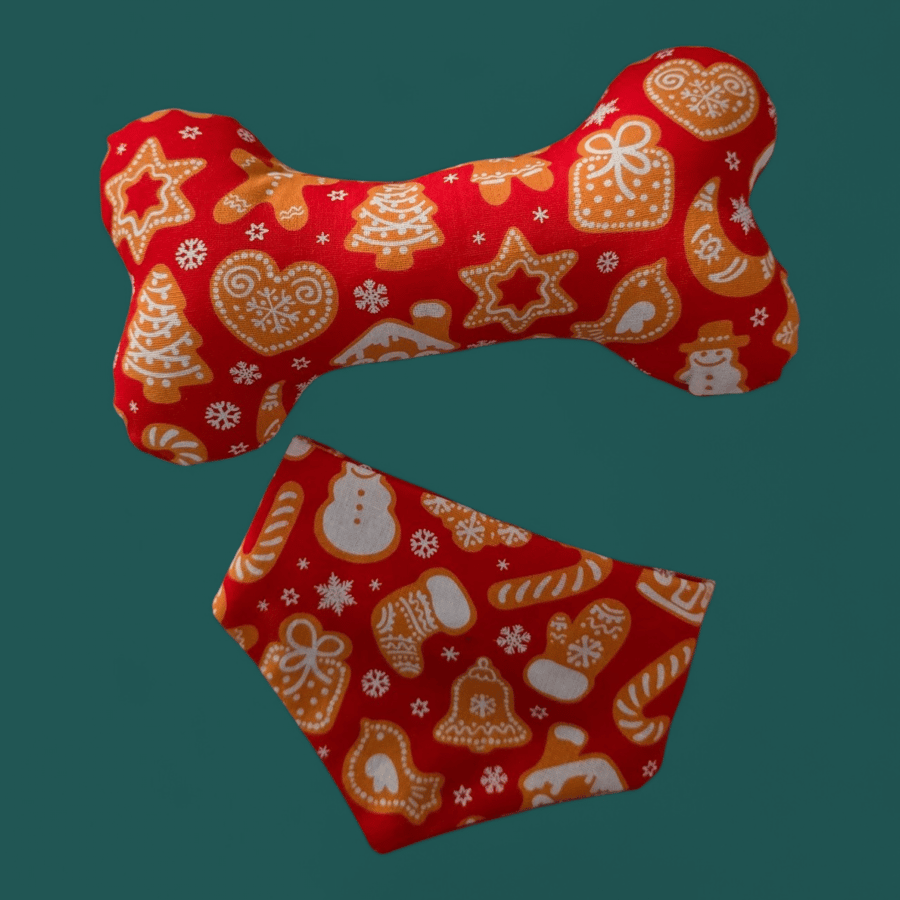 Christmas personalised dog bandana with matching toy bone size S